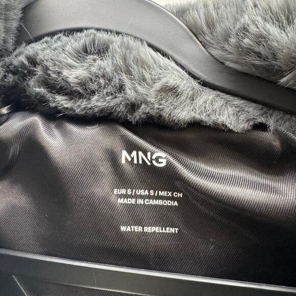 NWT MANGO Bomber Anorak Fur-Effect Collar Dark Gray Small - Picture 4 of 6
